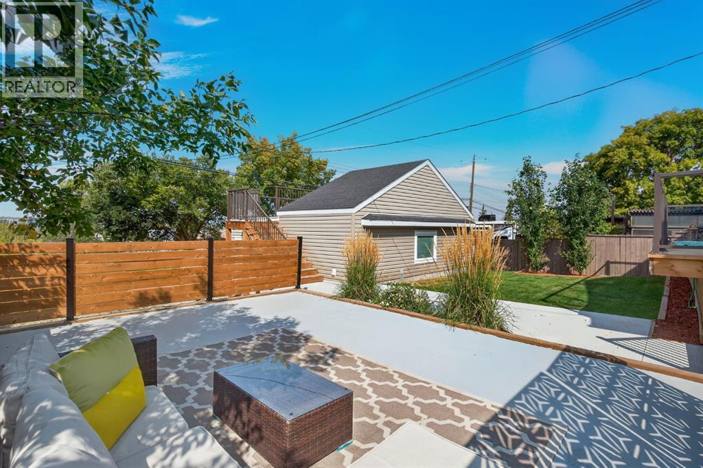 35 Fairview Drive Se, Calgary, Alberta  T2H 1B4 - Photo 4 - A2262938