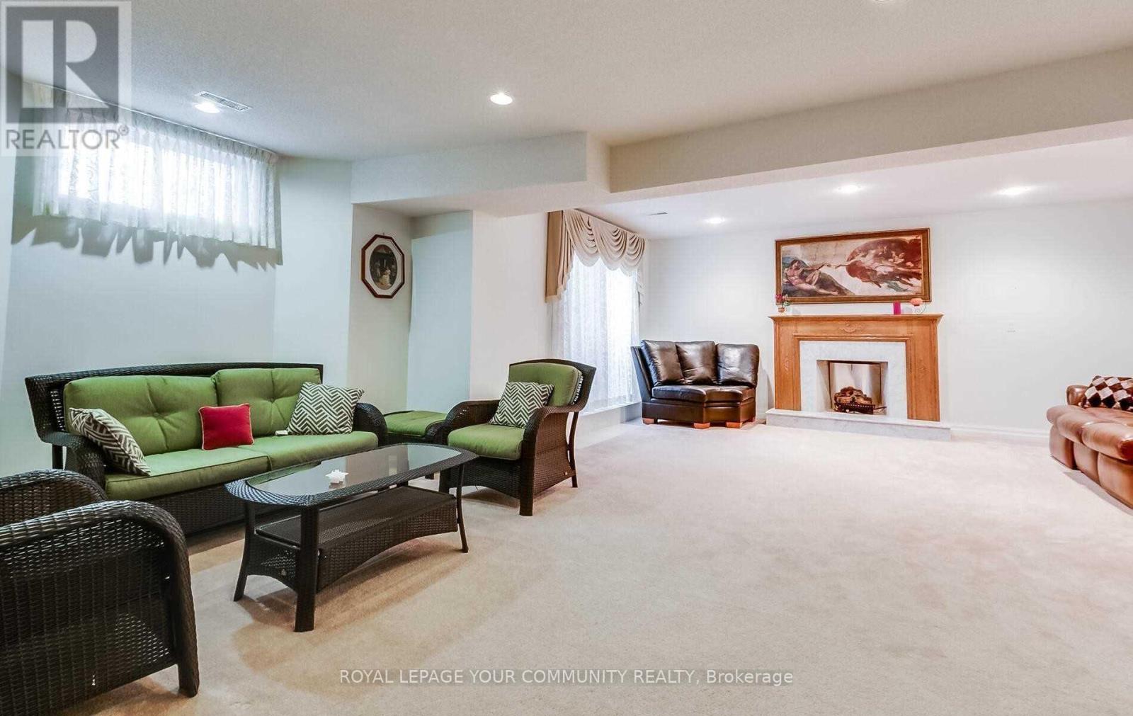 238 Horsham Avenue, Toronto, Ontario  M2N 2A6 - Photo 16 - C12462383