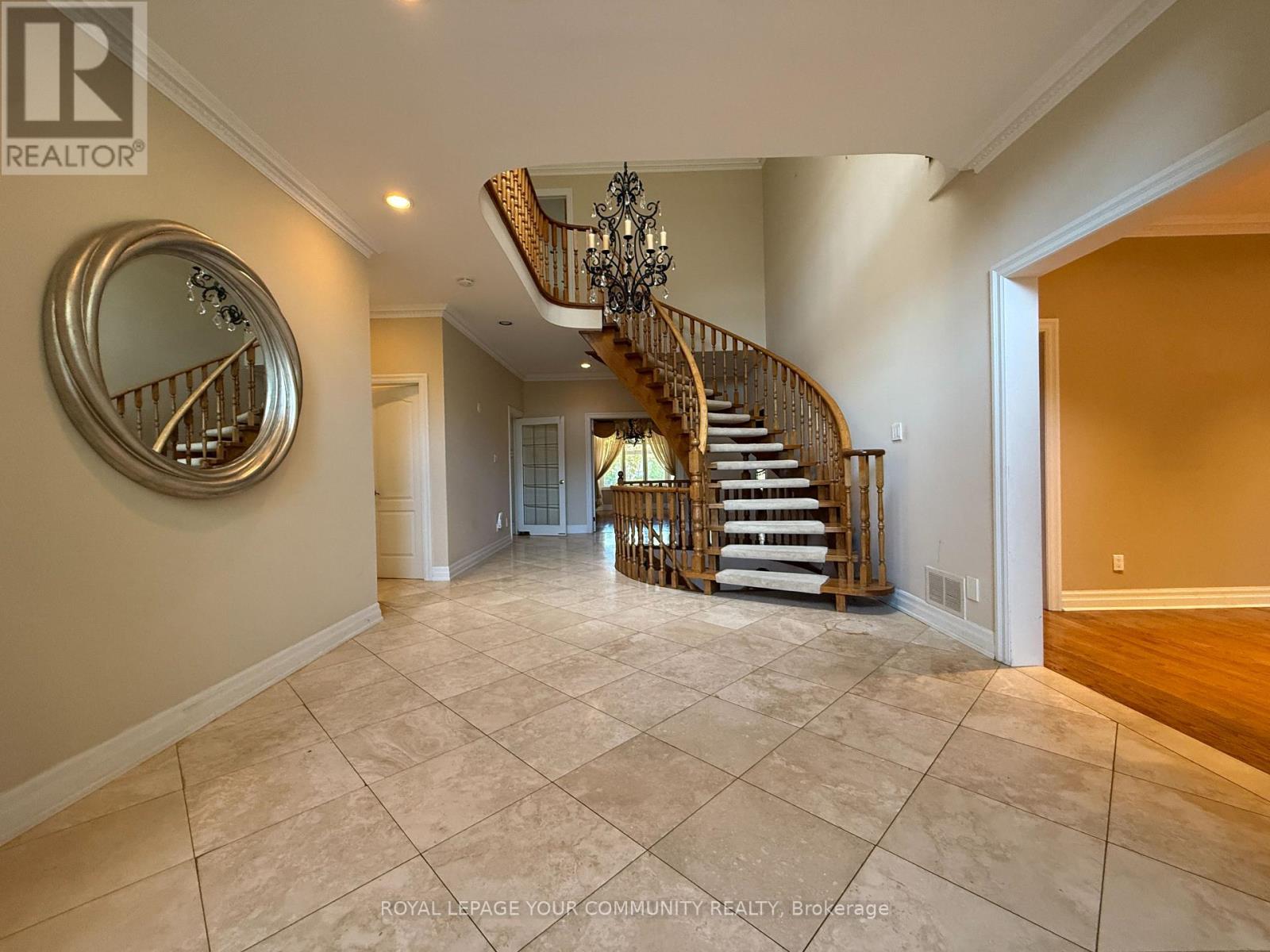 238 Horsham Avenue, Toronto, Ontario  M2N 2A6 - Photo 2 - C12462383