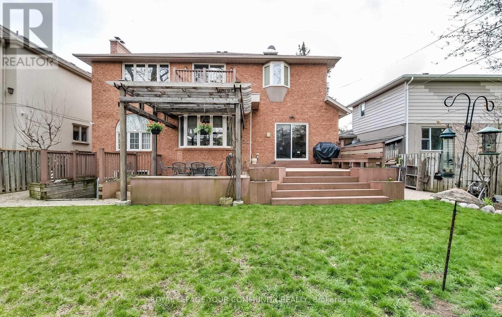 238 Horsham Avenue, Toronto, Ontario  M2N 2A6 - Photo 17 - C12462383