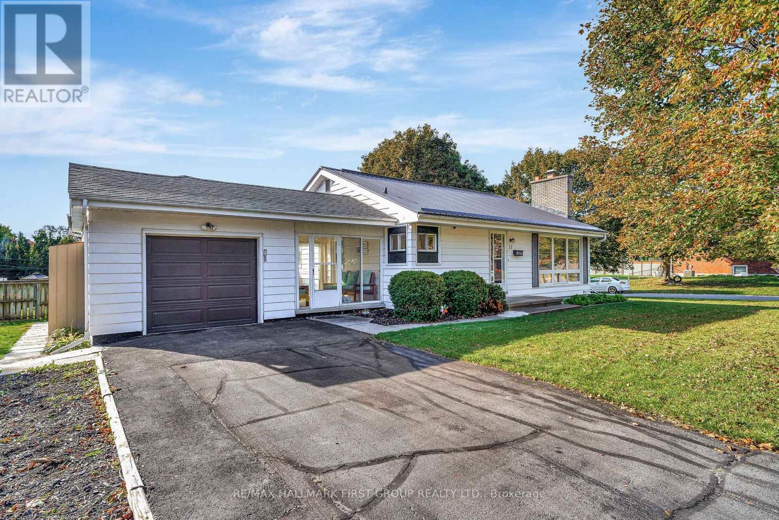 37 Elizabeth Crescent, Belleville, Ontario  K8N 1K7 - Photo 45 - X12462812