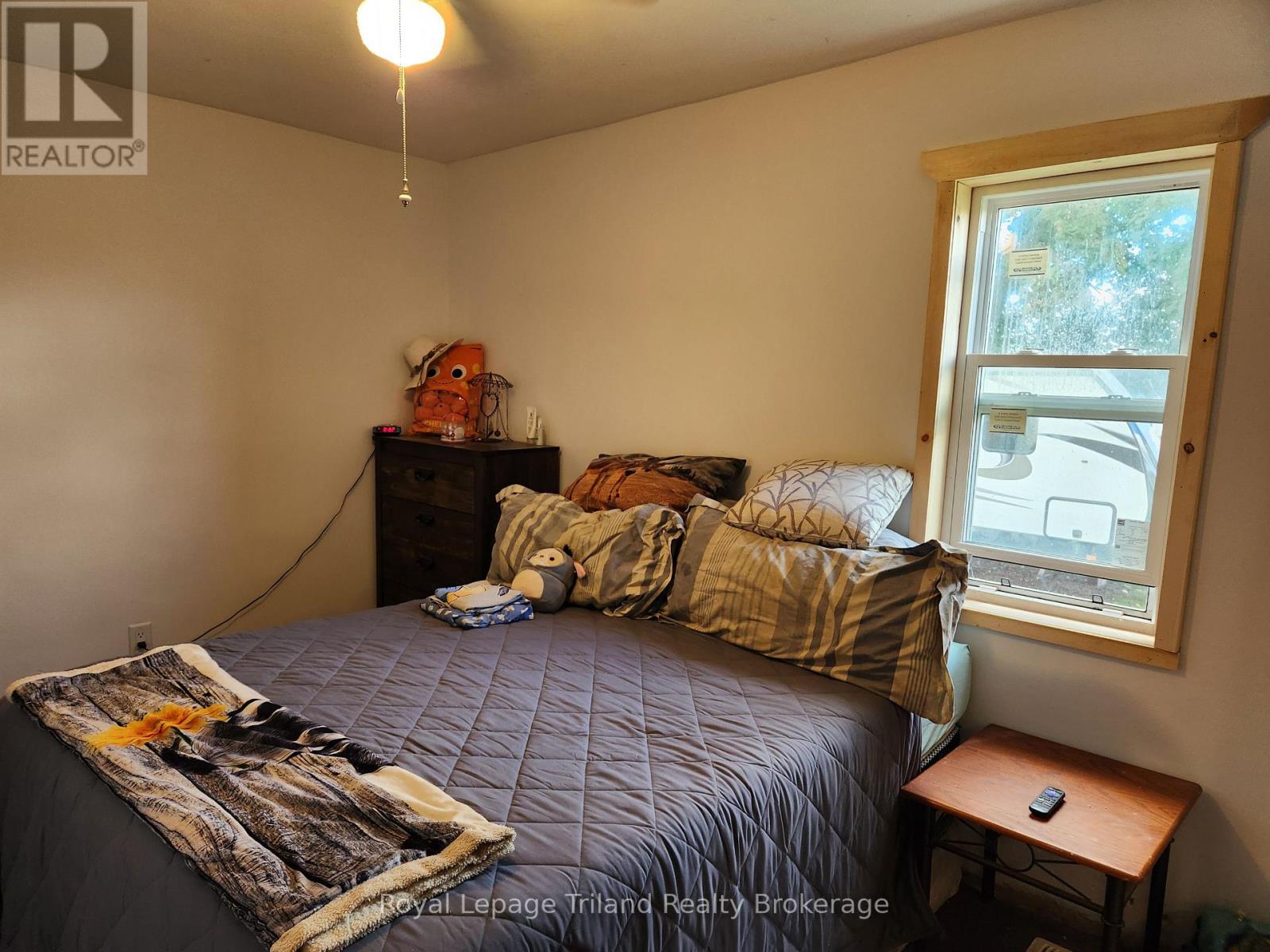 32 Baird Street N, Blandford-Blenheim, Ontario  N0J 1B0 - Photo 14 - X12398409