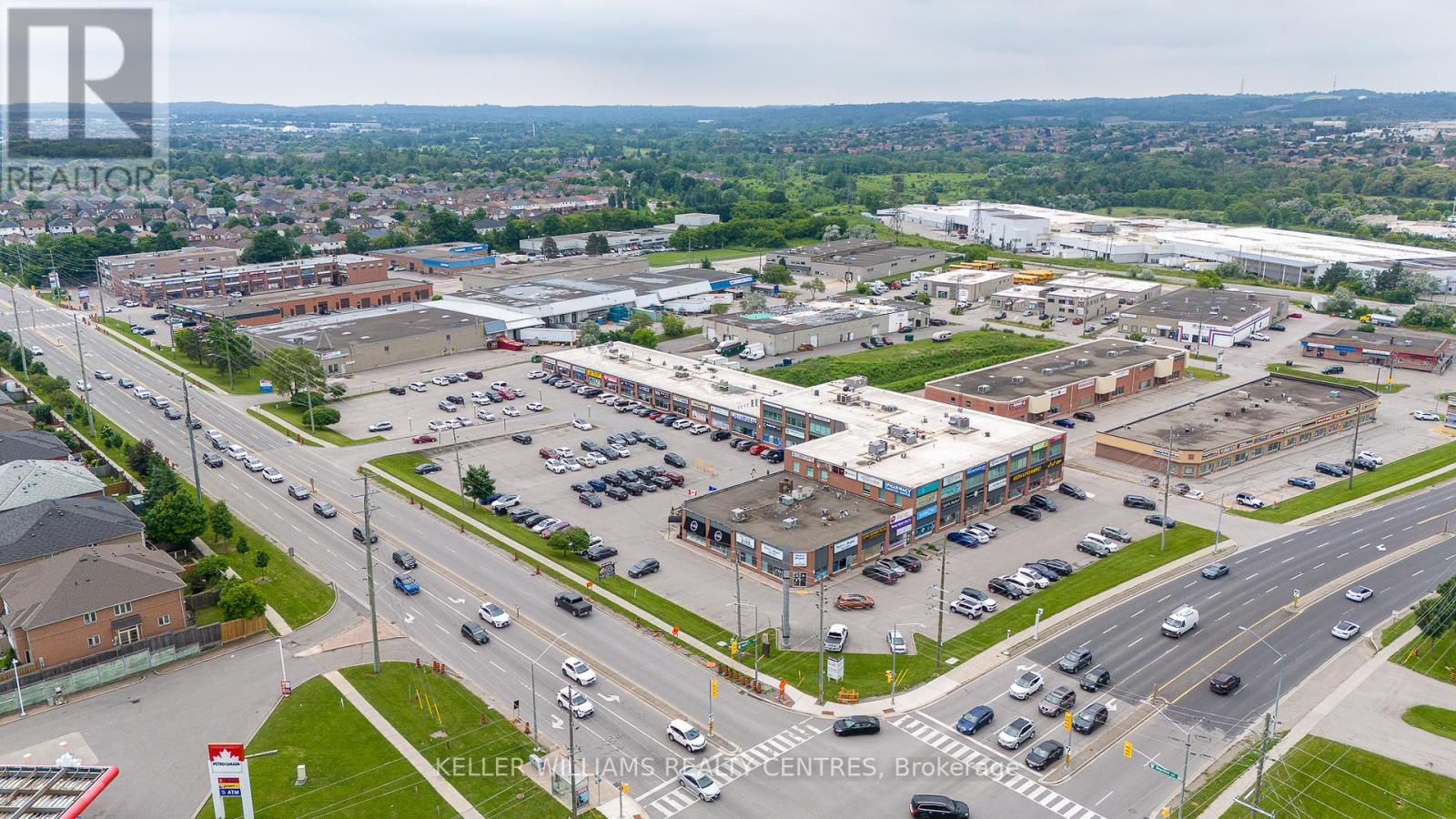 30 - 16700 Bayview Avenue, Newmarket, Ontario  L3X 1W1 - Photo 2 - N12462610