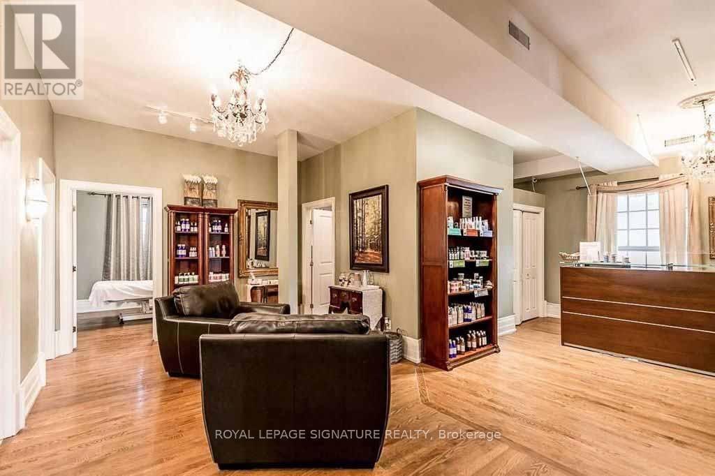 83 Dawson Manor Boulevard, Newmarket, Ontario  L3X 2H5 - Photo 35 - N12462612