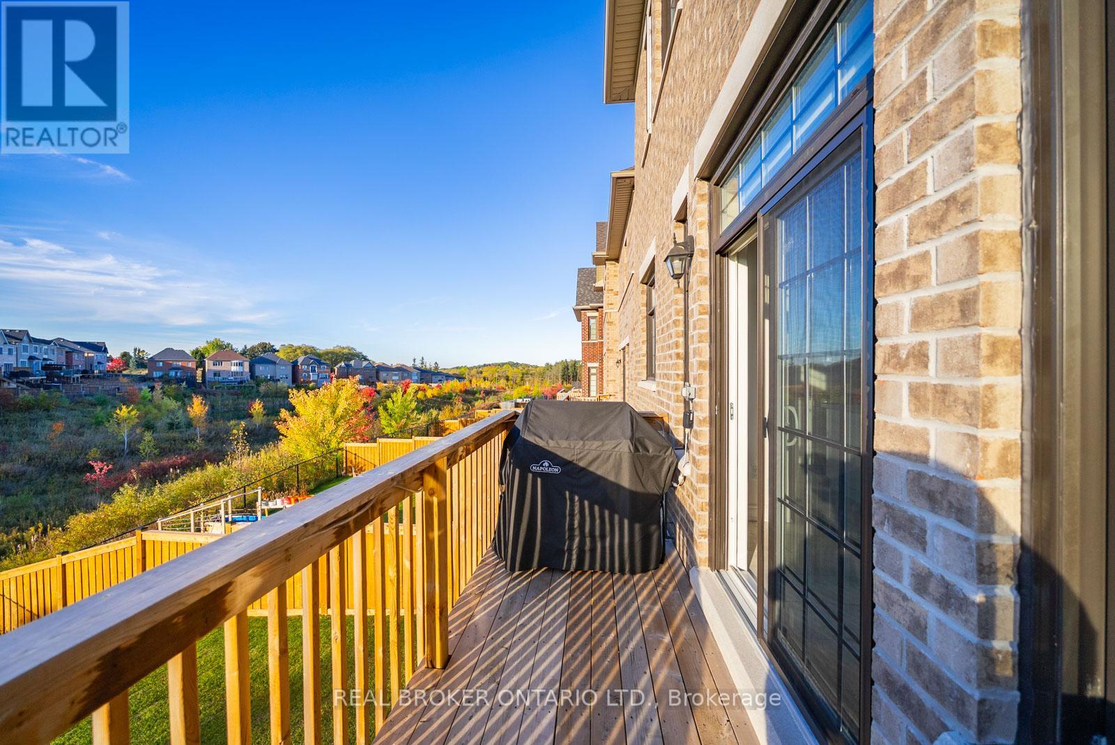 58 Meadow Vista Crescent, East Gwillimbury, Ontario  L9N 0T4 - Photo 21 - N12462616