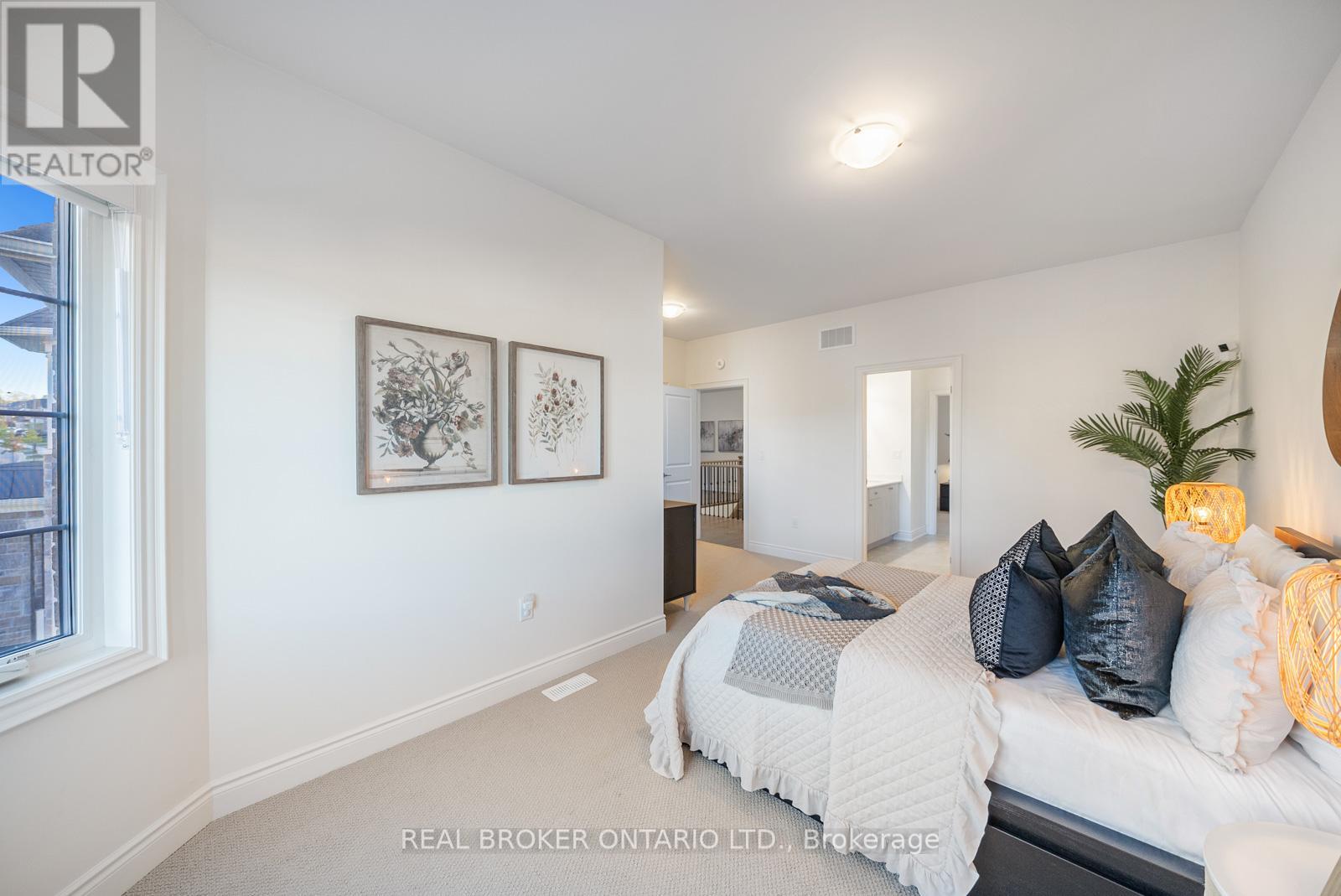 58 Meadow Vista Crescent, East Gwillimbury, Ontario  L9N 0T4 - Photo 39 - N12462616