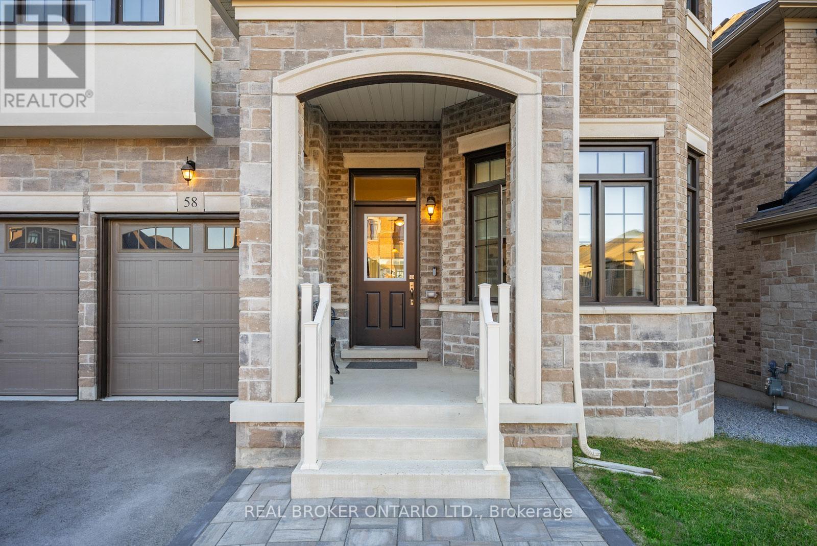 58 Meadow Vista Crescent, East Gwillimbury, Ontario  L9N 0T4 - Photo 4 - N12462616