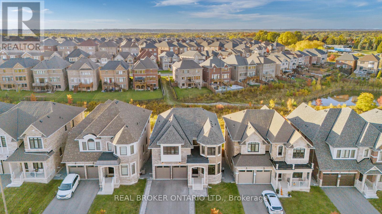 58 Meadow Vista Crescent, East Gwillimbury, Ontario  L9N 0T4 - Photo 47 - N12462616