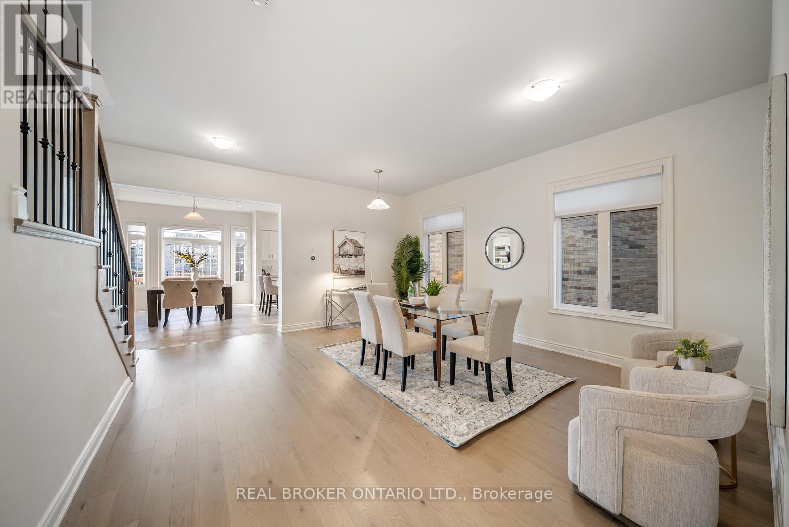 58 Meadow Vista Crescent, East Gwillimbury, Ontario  L9N 0T4 - Photo 9 - N12462616