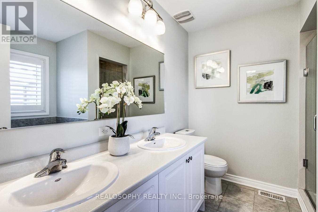 16 John Moore Road, East Gwillimbury, Ontario  L9N 0P4 - Photo 17 - N12462630