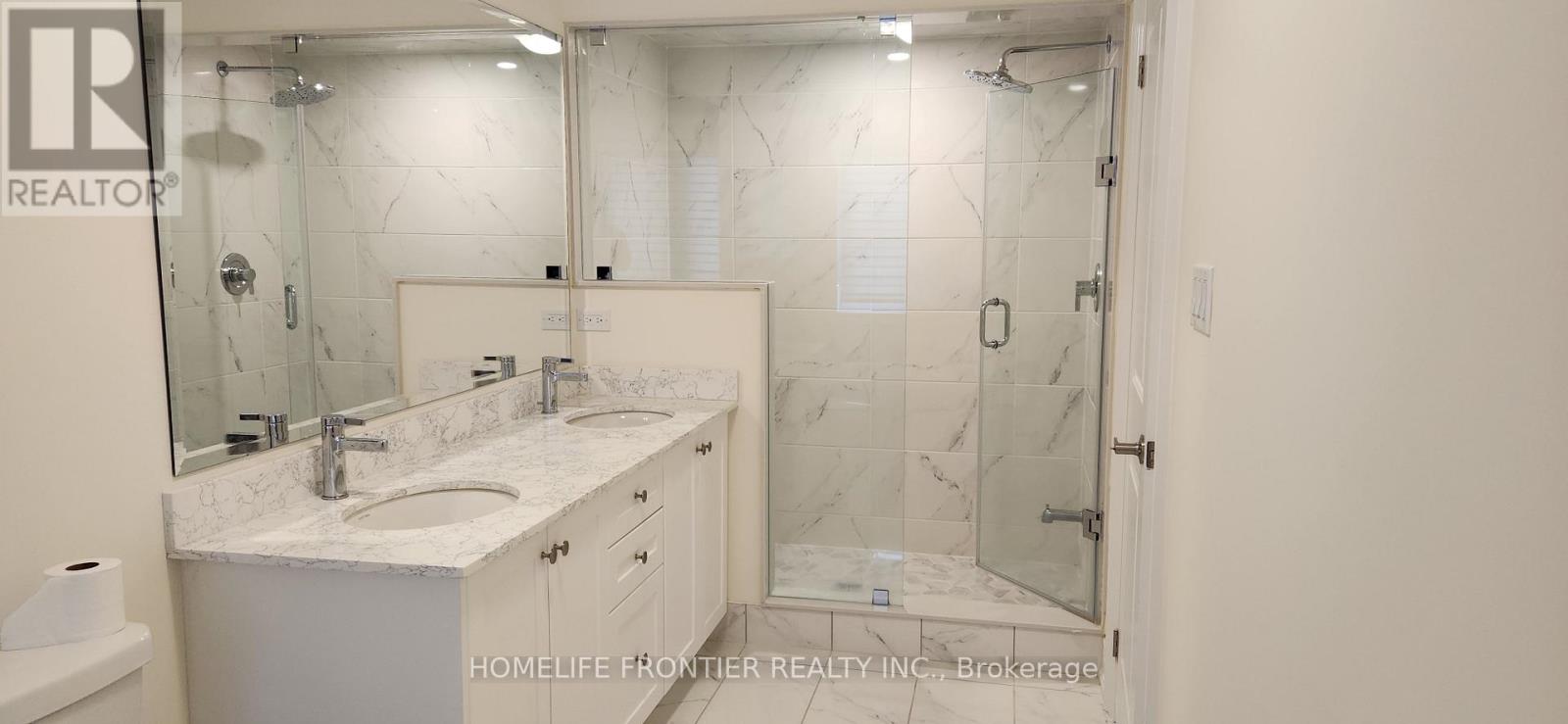 22 Hercules Club Drive, Richmond Hill, Ontario  L4E 1K6 - Photo 10 - N12462726