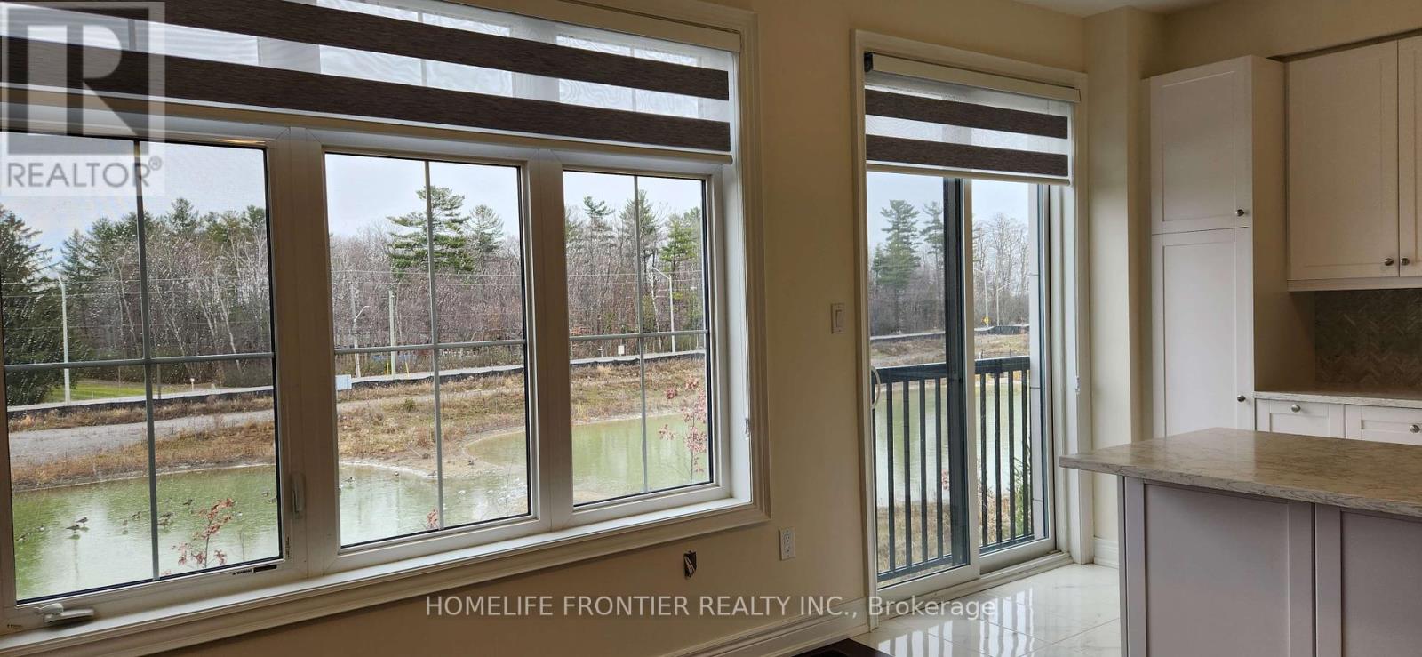 22 Hercules Club Drive, Richmond Hill, Ontario  L4E 1K6 - Photo 2 - N12462726