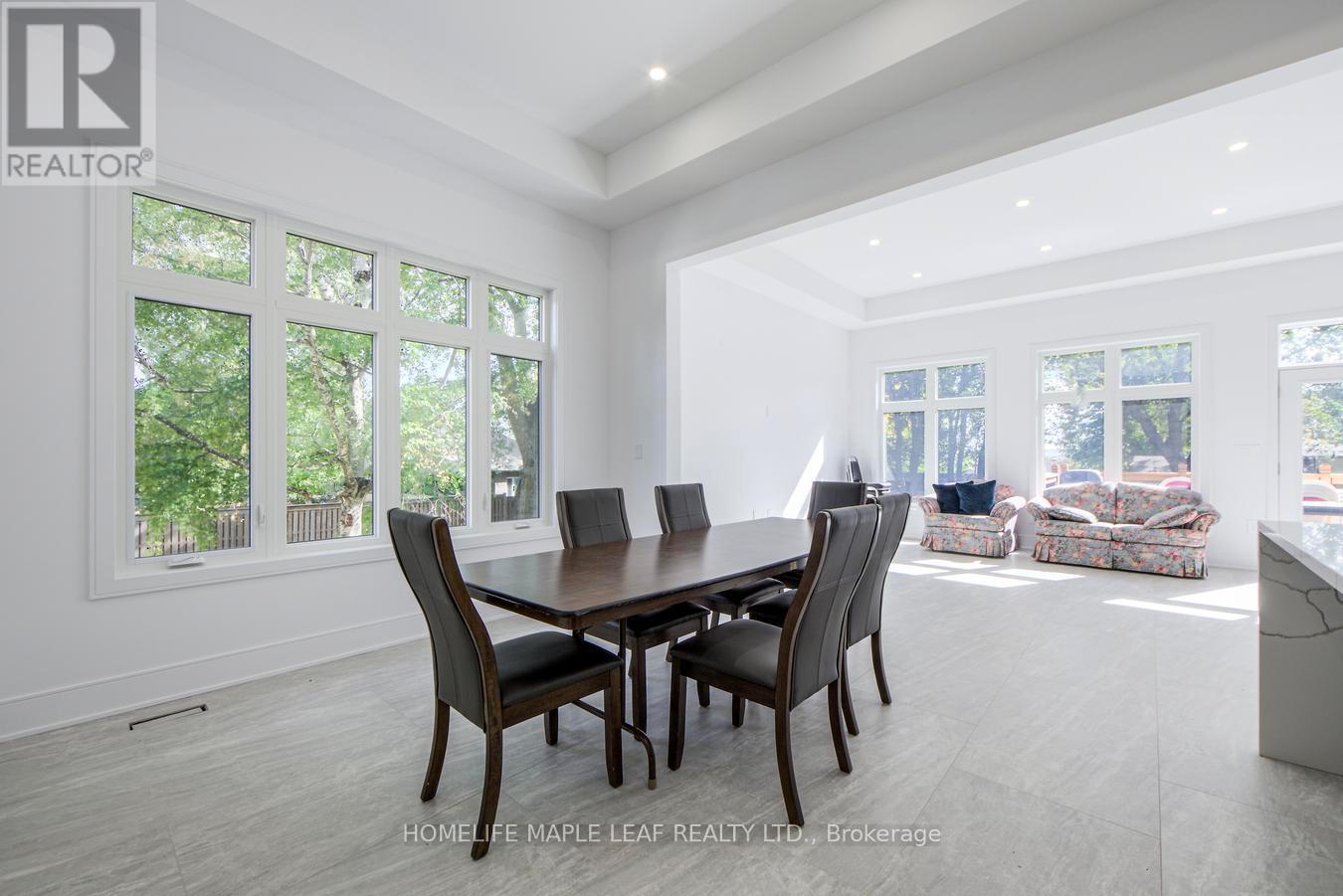 90 Scanlon Avenue, Bradford West Gwillimbury, Ontario  L3Z 1G6 - Photo 10 - N12462731