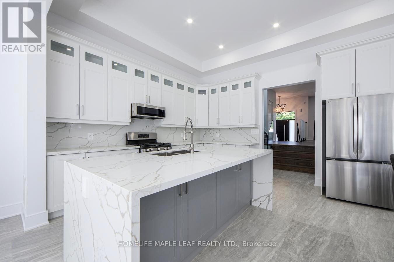 90 Scanlon Avenue, Bradford West Gwillimbury, Ontario  L3Z 1G6 - Photo 13 - N12462731