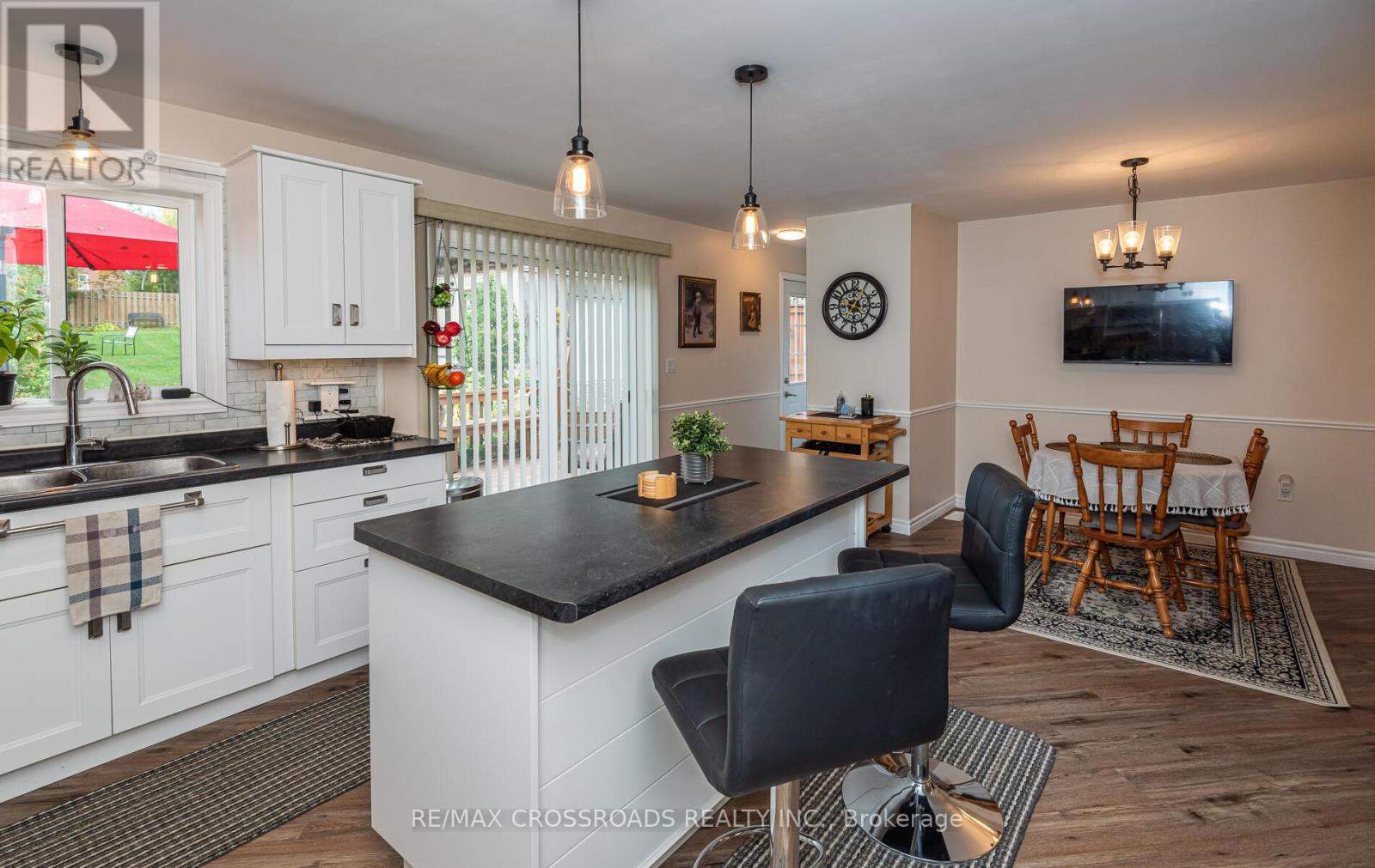 55 Laidlaw Street S, Brock, Ontario  L0E 1E0 - Photo 10 - N12462758