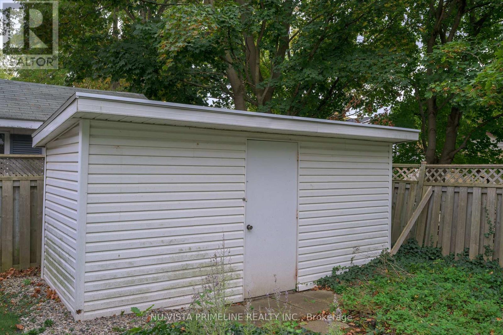 55 Maxwell Crescent, London North, Ontario  N5X 1Y9 - Photo 11 - X12462869