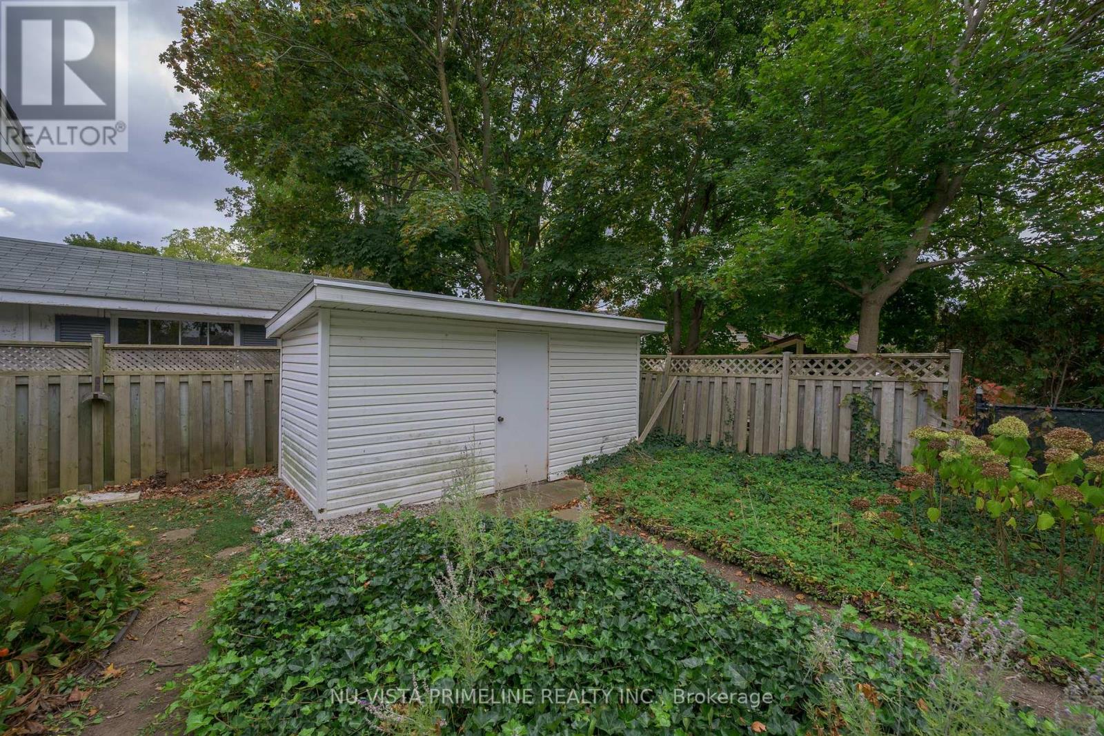 55 Maxwell Crescent, London North, Ontario  N5X 1Y9 - Photo 12 - X12462869