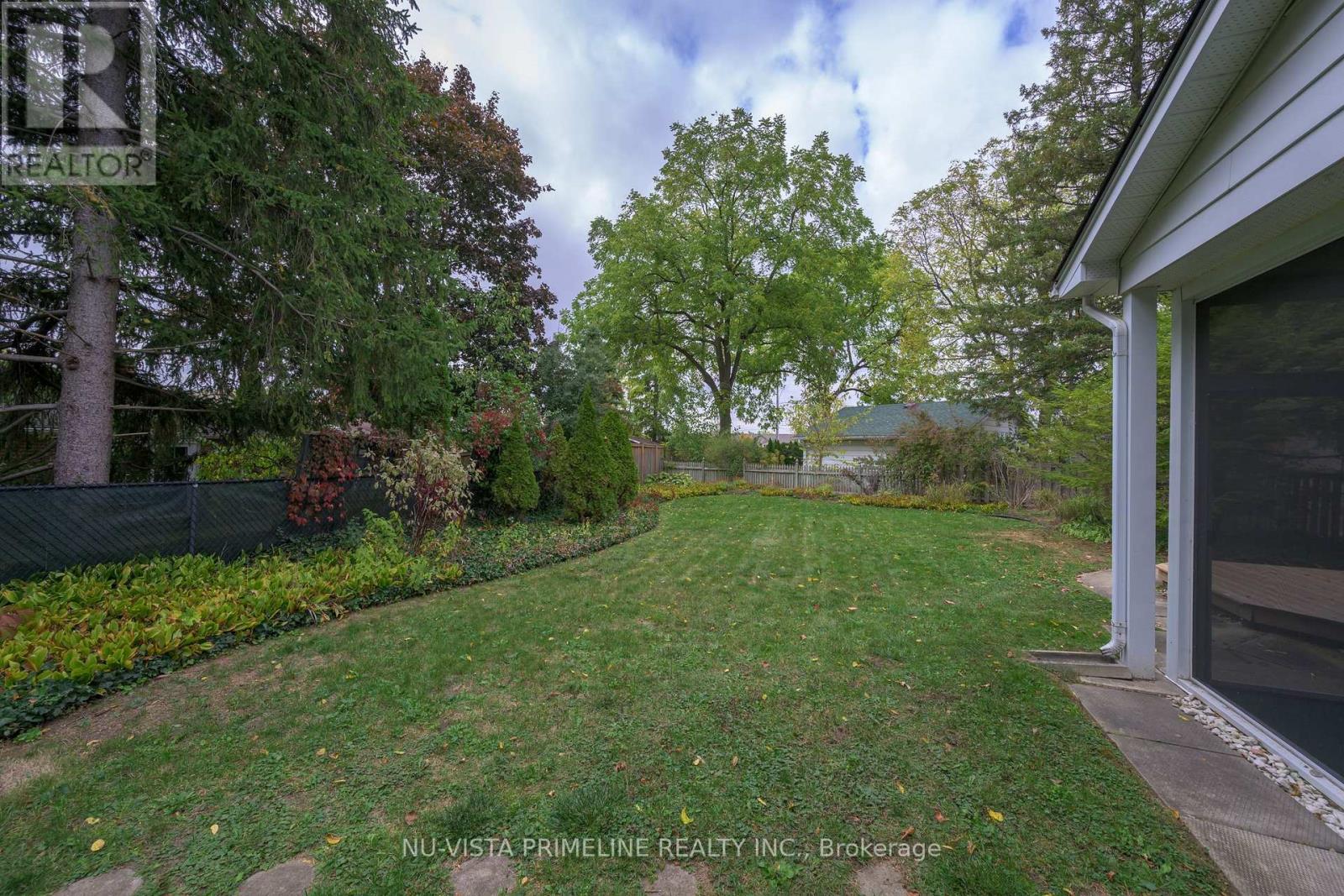 55 Maxwell Crescent, London North, Ontario  N5X 1Y9 - Photo 13 - X12462869