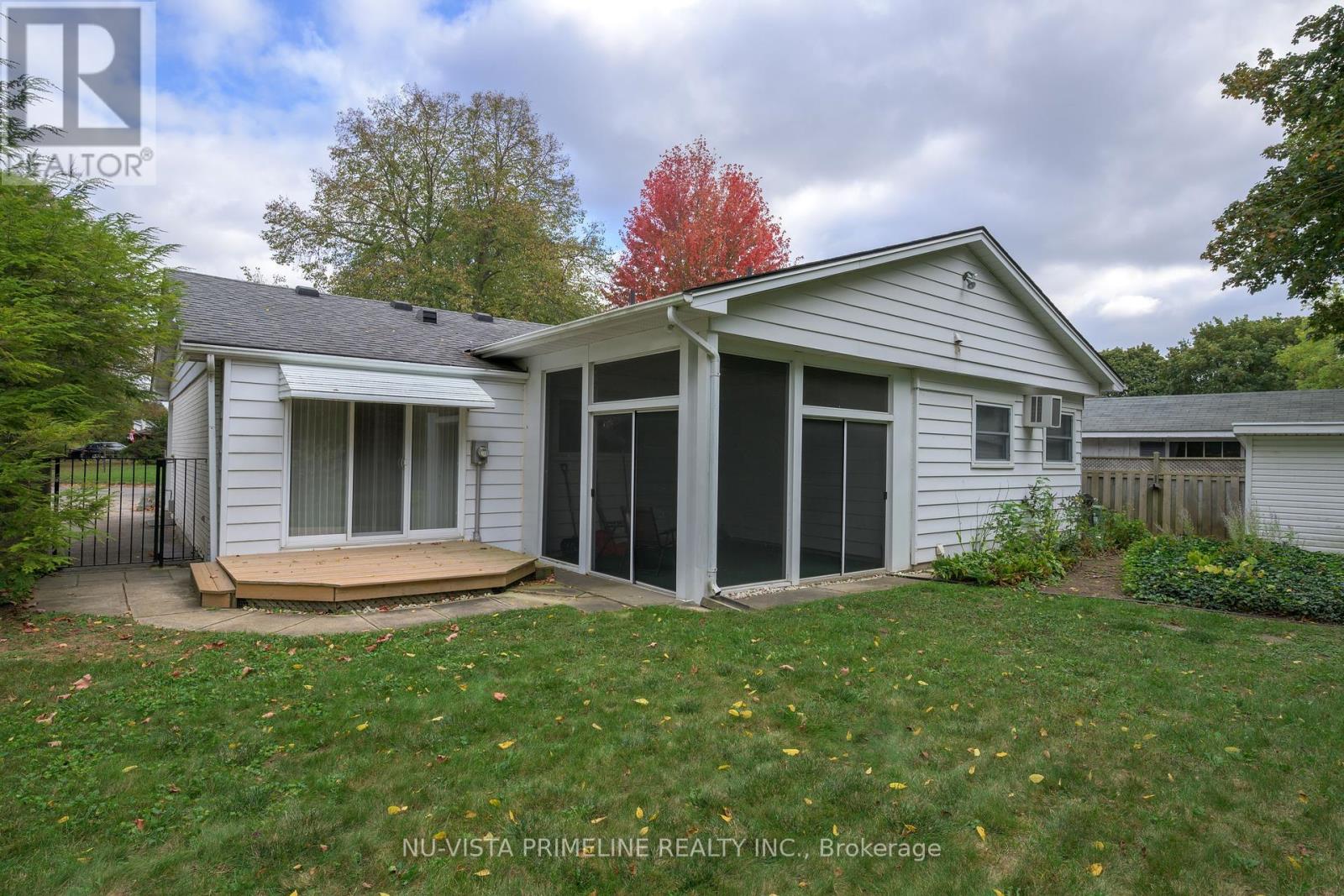 55 Maxwell Crescent, London North, Ontario  N5X 1Y9 - Photo 14 - X12462869