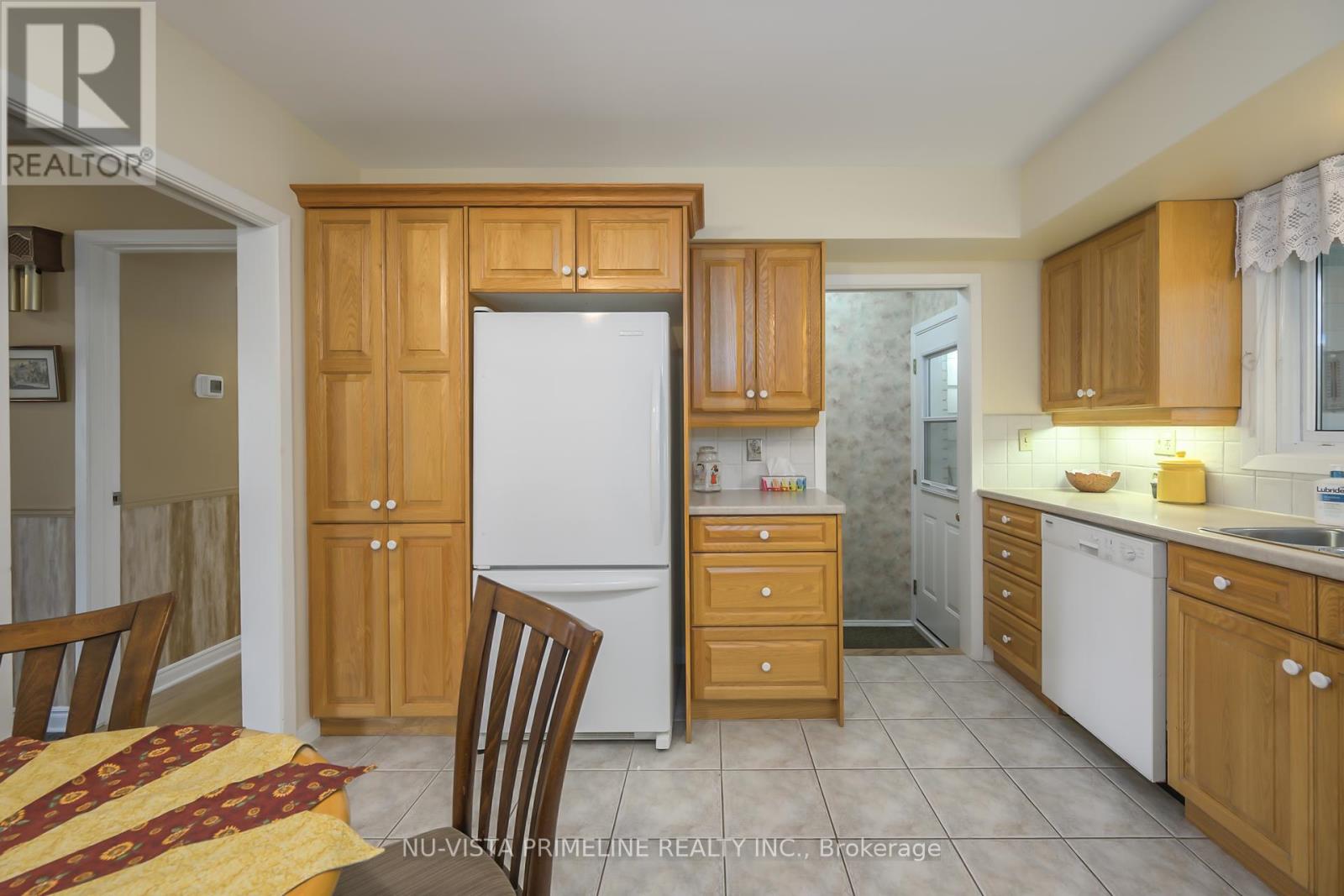 55 Maxwell Crescent, London North, Ontario  N5X 1Y9 - Photo 23 - X12462869