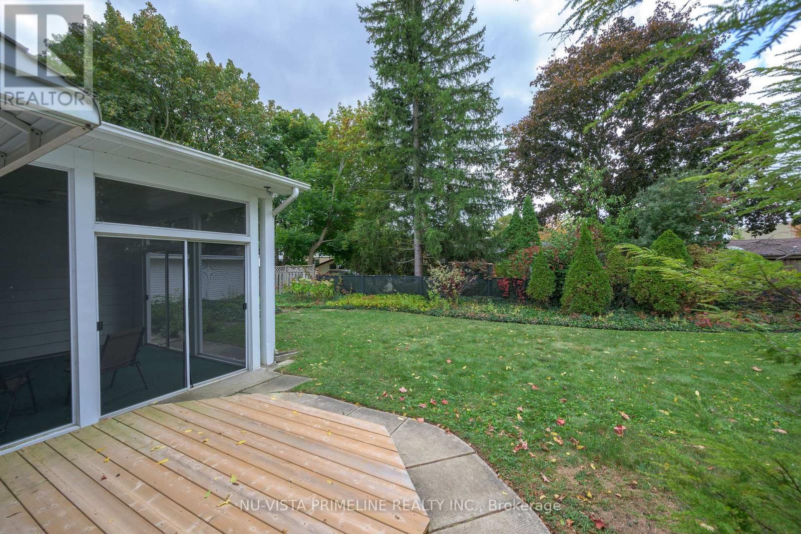 55 Maxwell Crescent, London North, Ontario  N5X 1Y9 - Photo 5 - X12462869