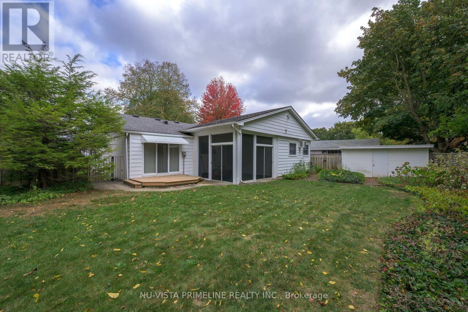 55 Maxwell Crescent, London North, Ontario  N5X 1Y9 - Photo 8 - X12462869