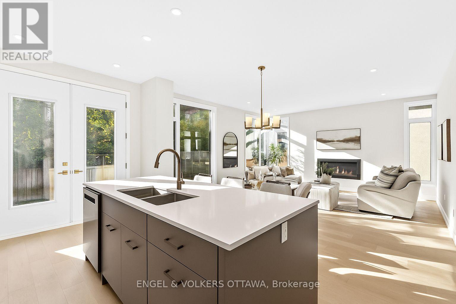 48 Mcnaughton Avenue, Ottawa, Ontario  K1S 0J2 - Photo 16 - X12462778