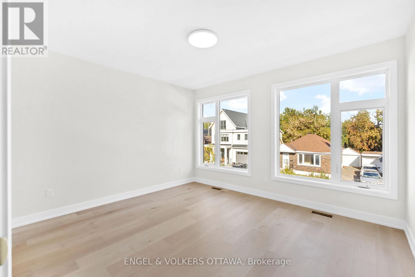 48 Mcnaughton Avenue, Ottawa, Ontario  K1S 0J2 - Photo 24 - X12462778