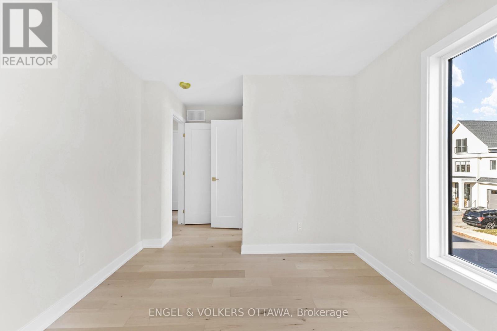 48 Mcnaughton Avenue, Ottawa, Ontario  K1S 0J2 - Photo 28 - X12462778