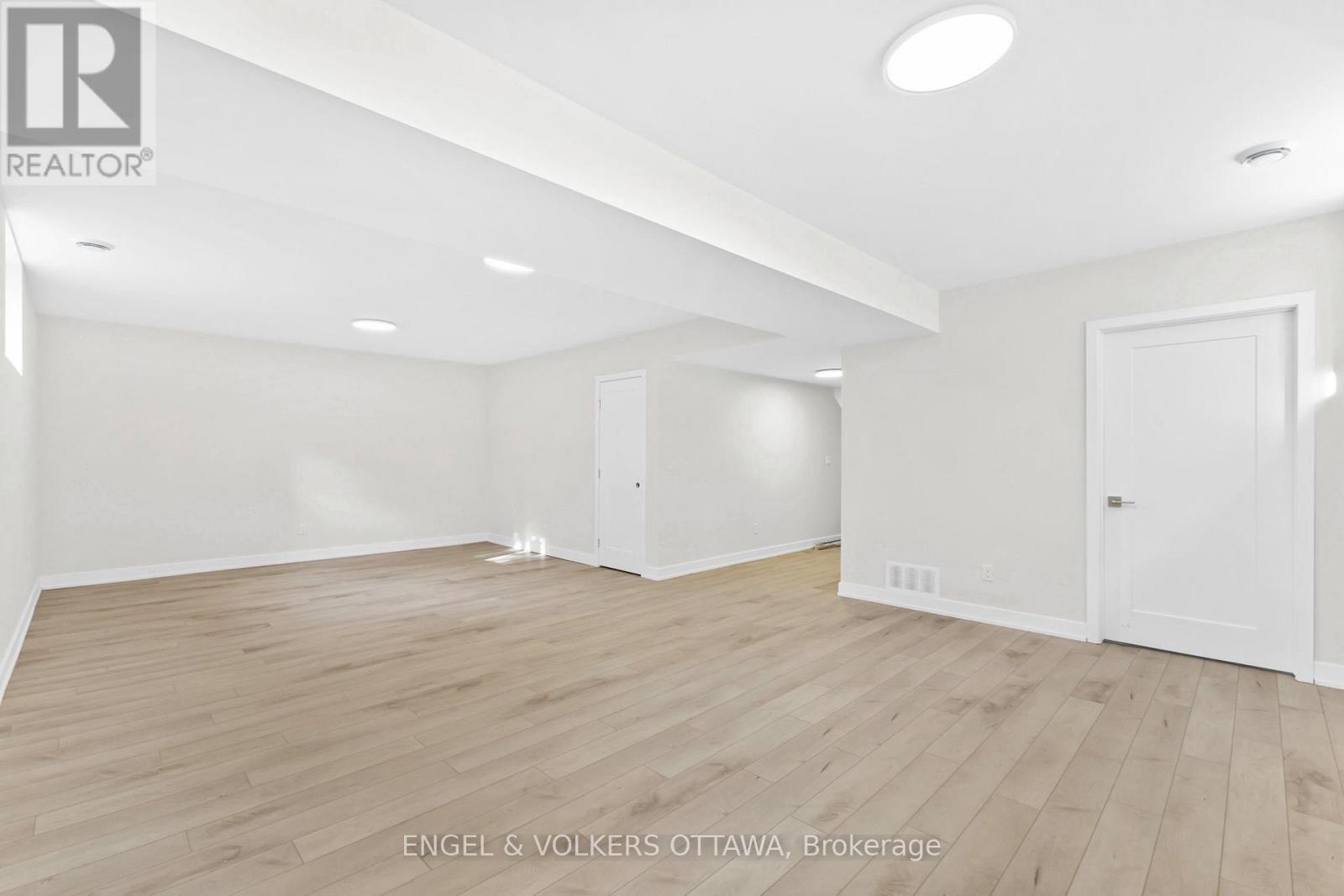 48 Mcnaughton Avenue, Ottawa, Ontario  K1S 0J2 - Photo 30 - X12462778