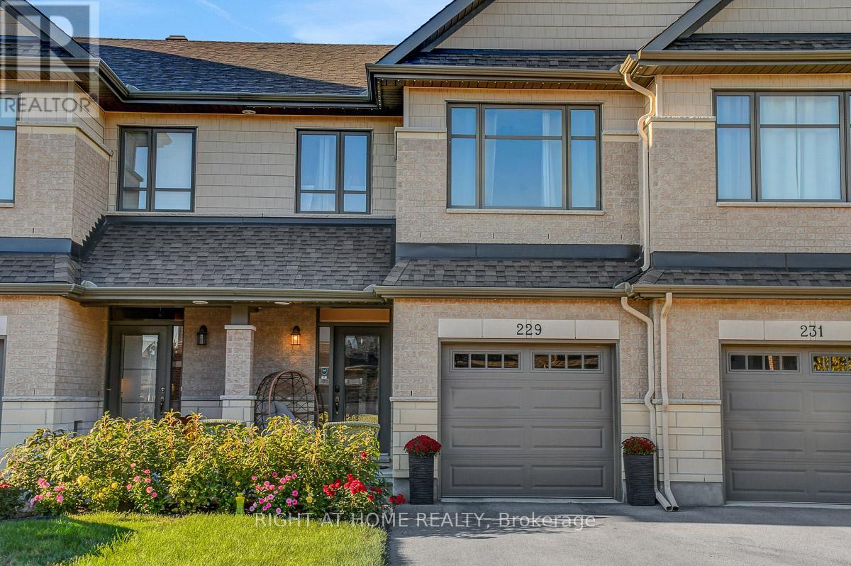 229 PURCHASE CRESCENT, Ottawa, Ontario