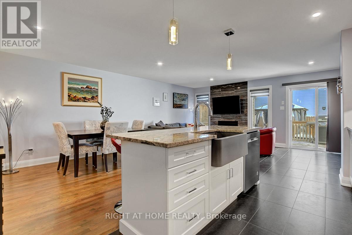 229 Purchase Crescent, Ottawa, Ontario  K2S 2L7 - Photo 11 - X12462788
