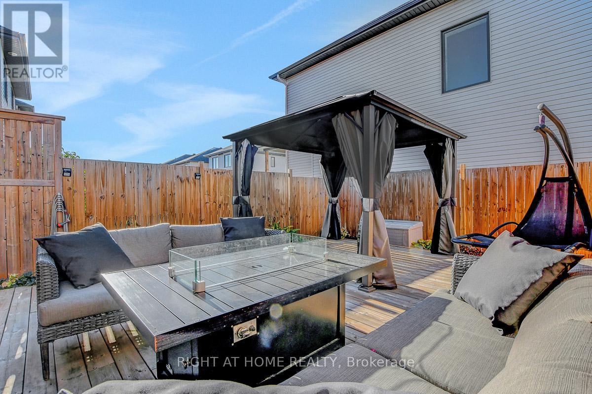 229 Purchase Crescent, Ottawa, Ontario  K2S 2L7 - Photo 26 - X12462788