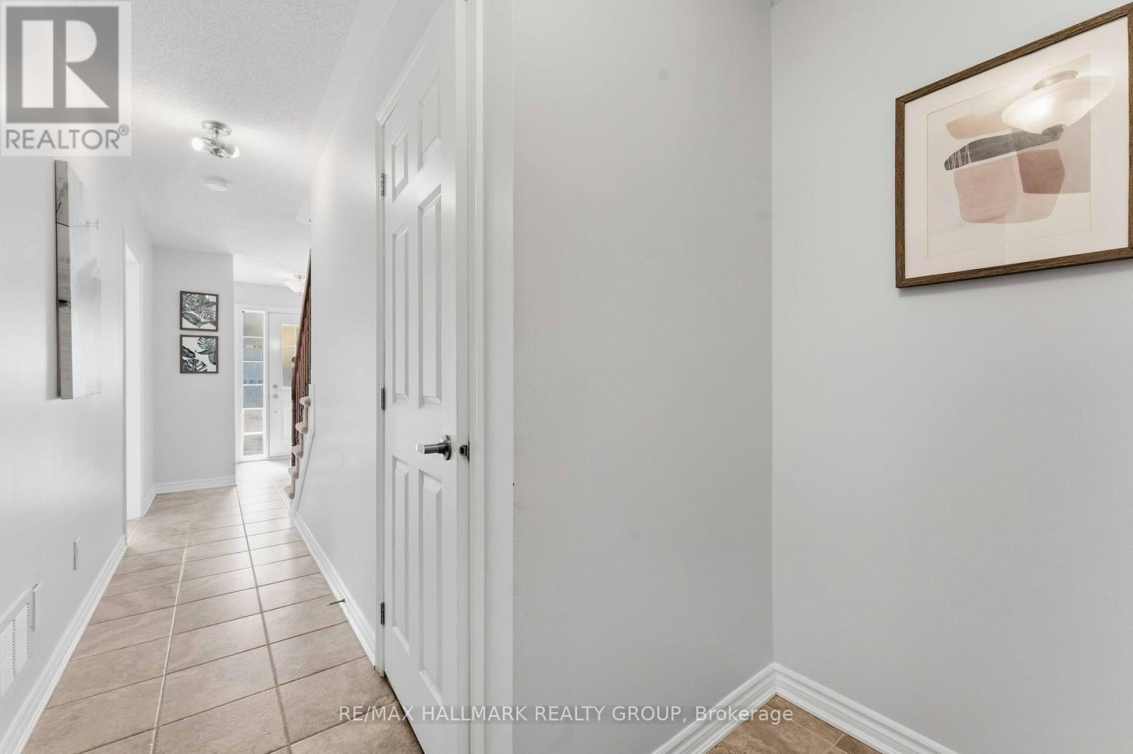 730d Maloja Way, Ottawa, Ontario  K2S 0N6 - Photo 10 - X12462814