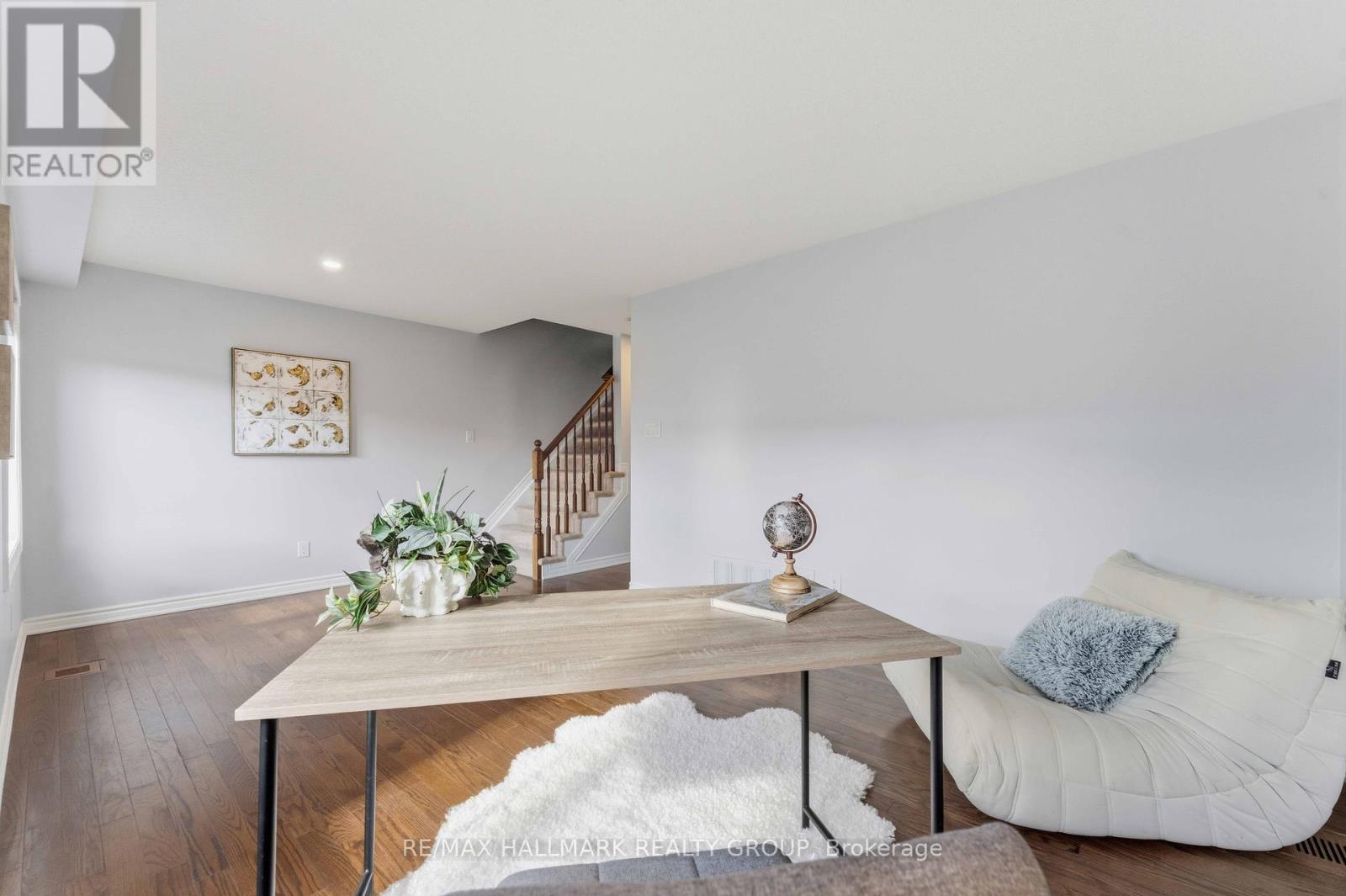 730d Maloja Way, Ottawa, Ontario  K2S 0N6 - Photo 22 - X12462814