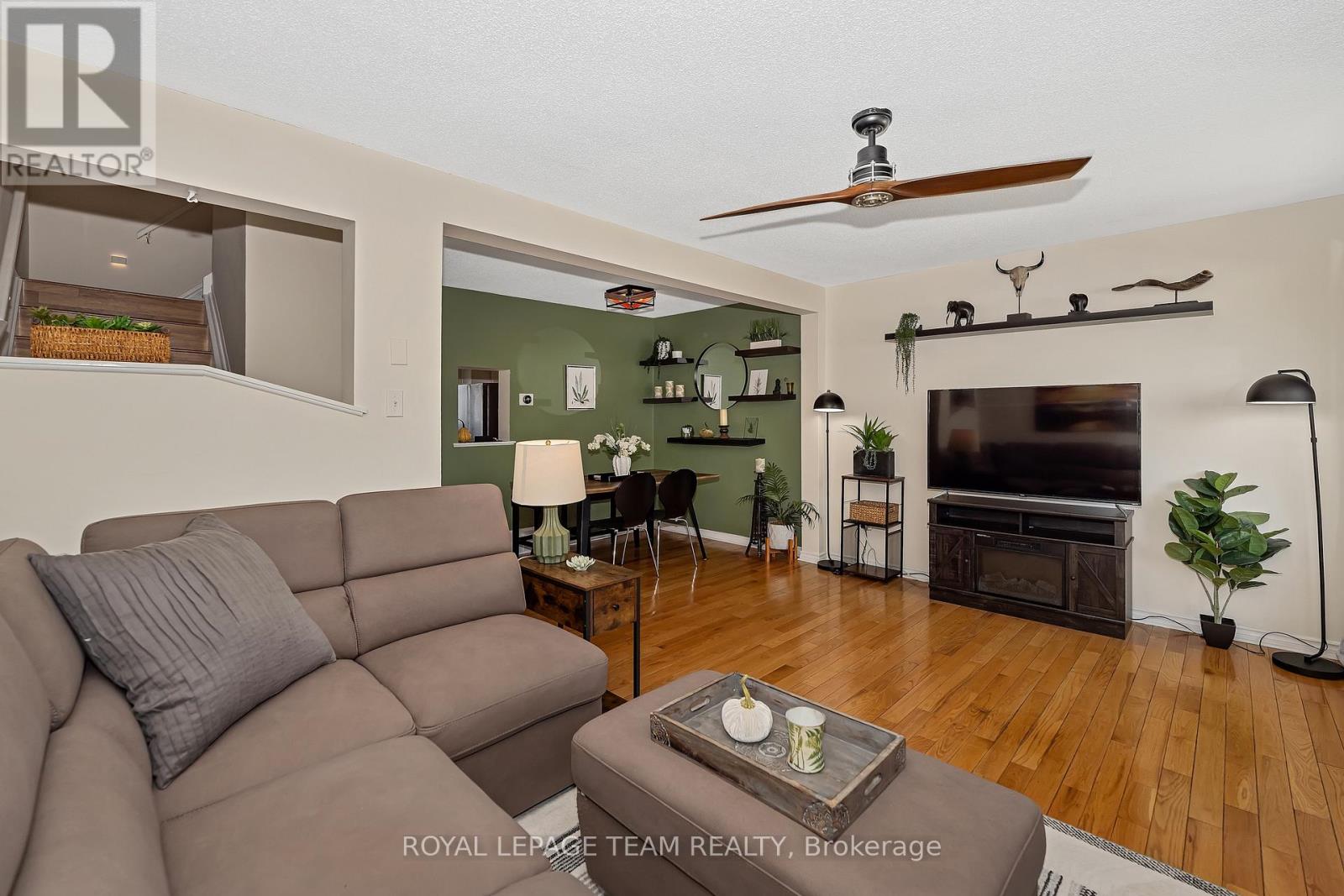 1844 Stonehenge Crescent, Ottawa, Ontario  K1B 4Z9 - Photo 15 - X12462851