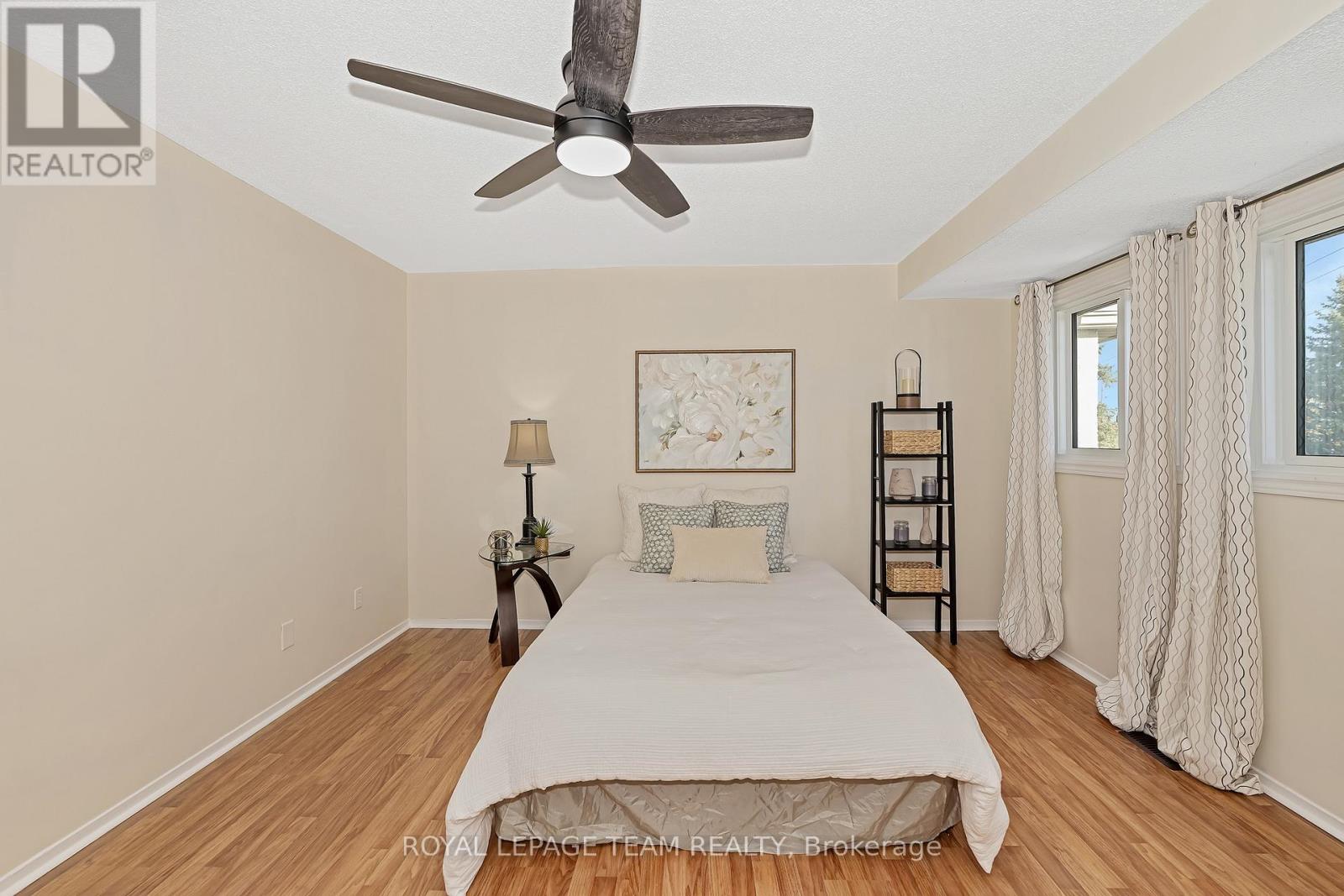 1844 Stonehenge Crescent, Ottawa, Ontario  K1B 4Z9 - Photo 22 - X12462851