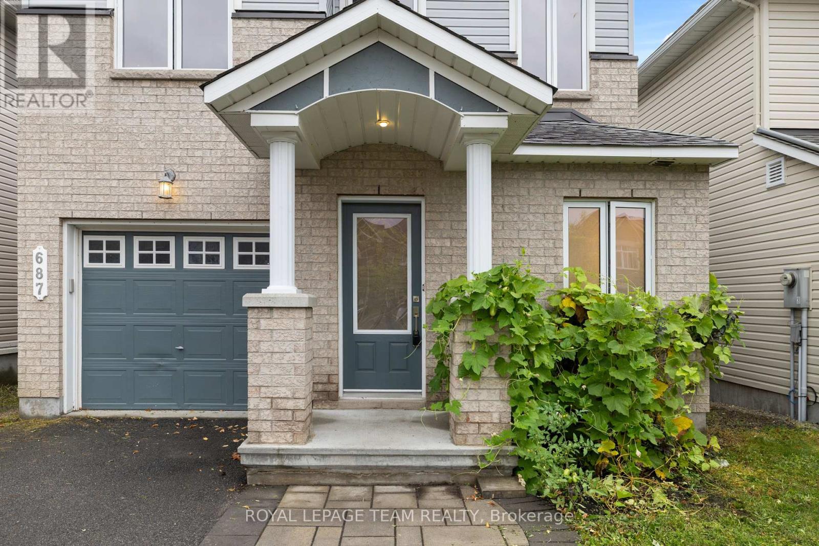 687 Paul Metivier Drive, Ottawa, Ontario  K2J 2T4 - Photo 3 - X12462871