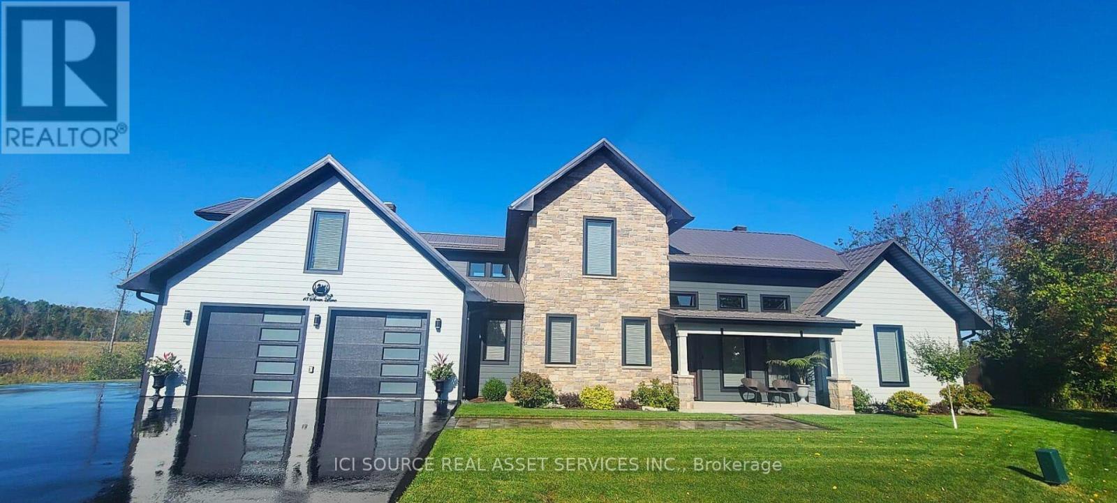 18 Swan Lane, Tay, Ontario  L0K 1R0 - Photo 2 - S12462707