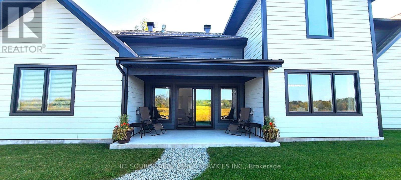 18 Swan Lane, Tay, Ontario  L0K 1R0 - Photo 21 - S12462707