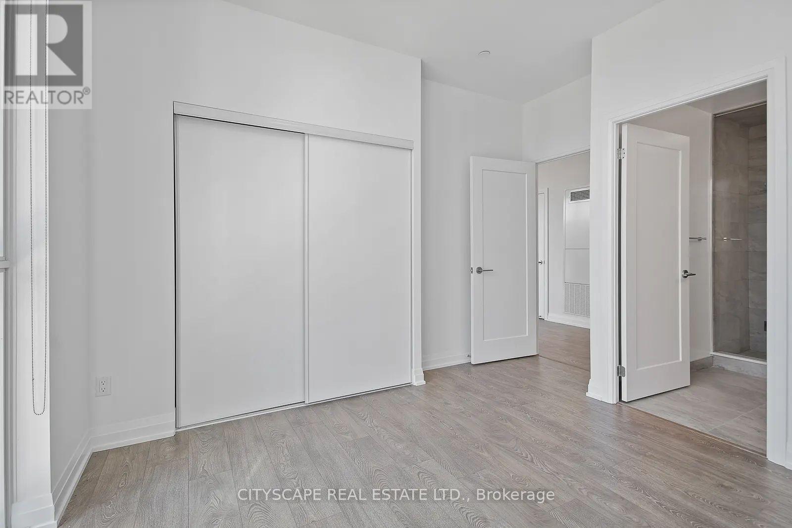 303 - 286 Main Street, Toronto, Ontario  M4C 0B3 - Photo 5 - E12460498