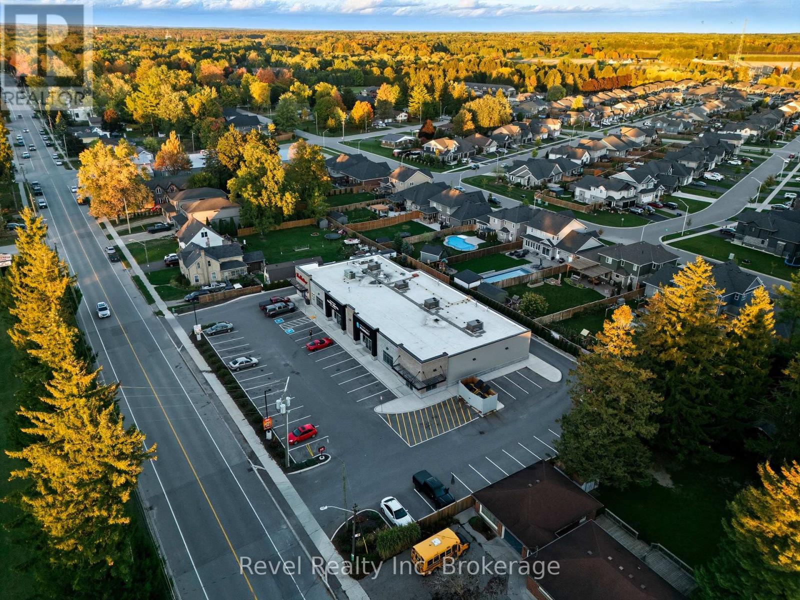 87 Blandford Street, East Zorra-Tavistock, Ontario  N0J 1M0 - Photo 2 - X12462868