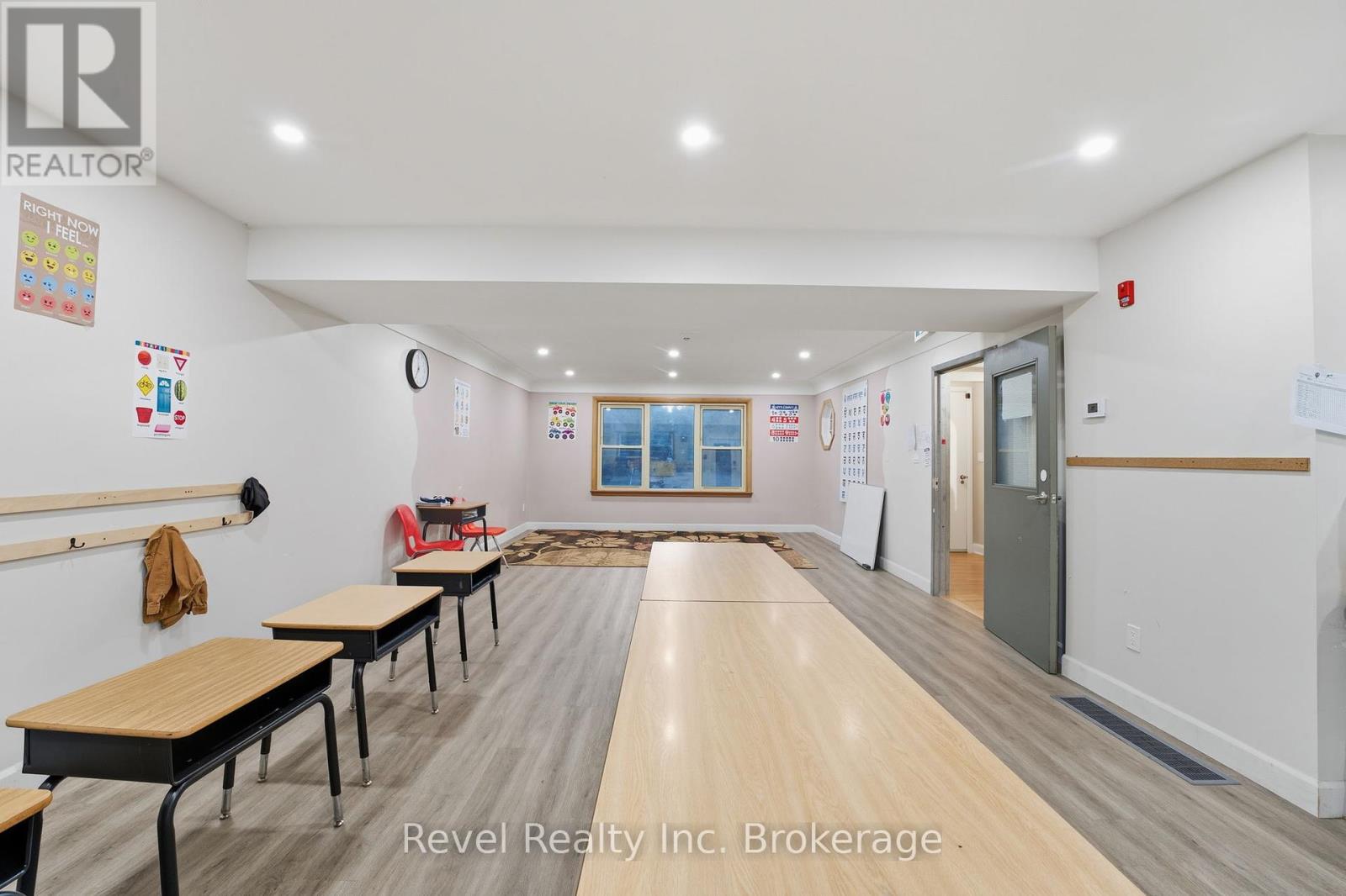 87 Blandford Street, East Zorra-Tavistock, Ontario  N0J 1M0 - Photo 21 - X12462868