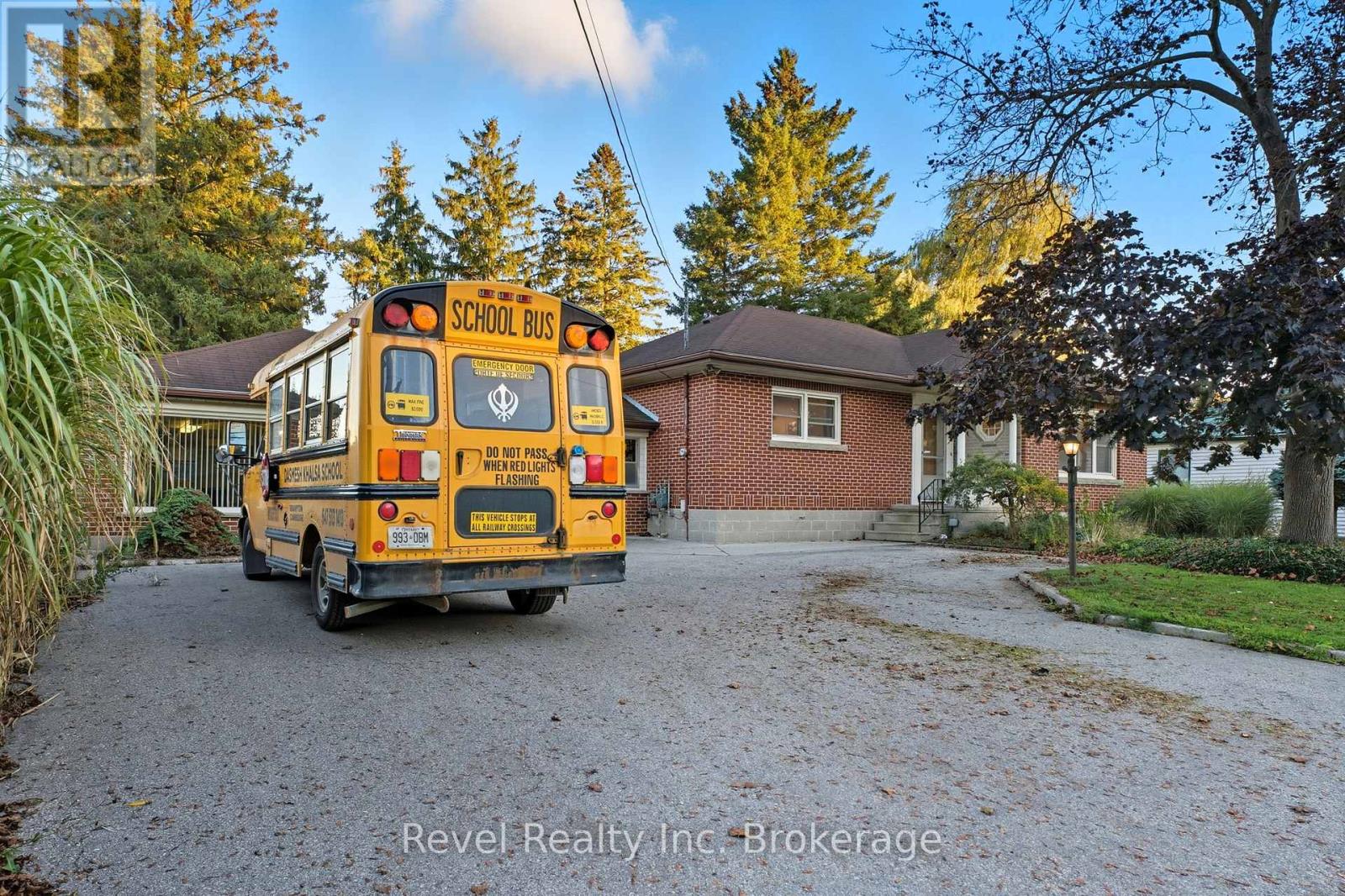 87 Blandford Street, East Zorra-Tavistock, Ontario  N0J 1M0 - Photo 9 - X12462868
