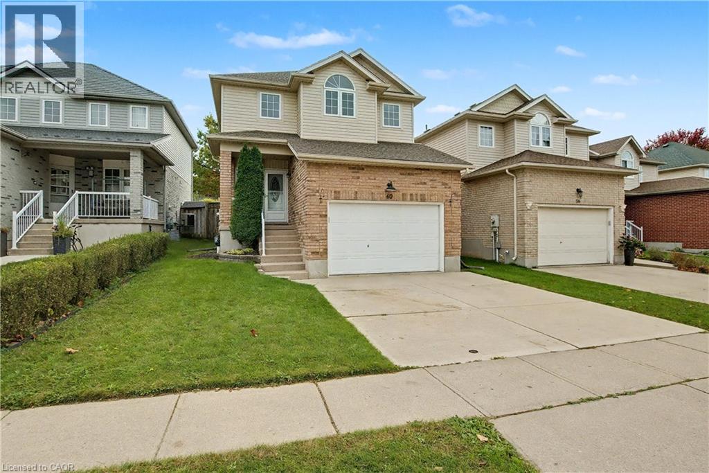 60 LENA Crescent, cambridge, Ontario