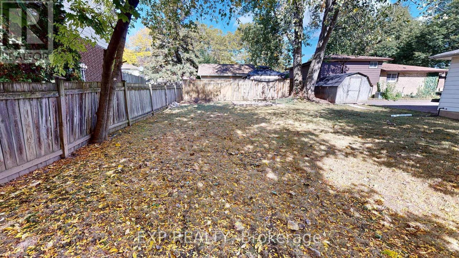 3312 Addison Avenue, Niagara Falls, Ontario  L2J 3L1 - Photo 6 - X12462796