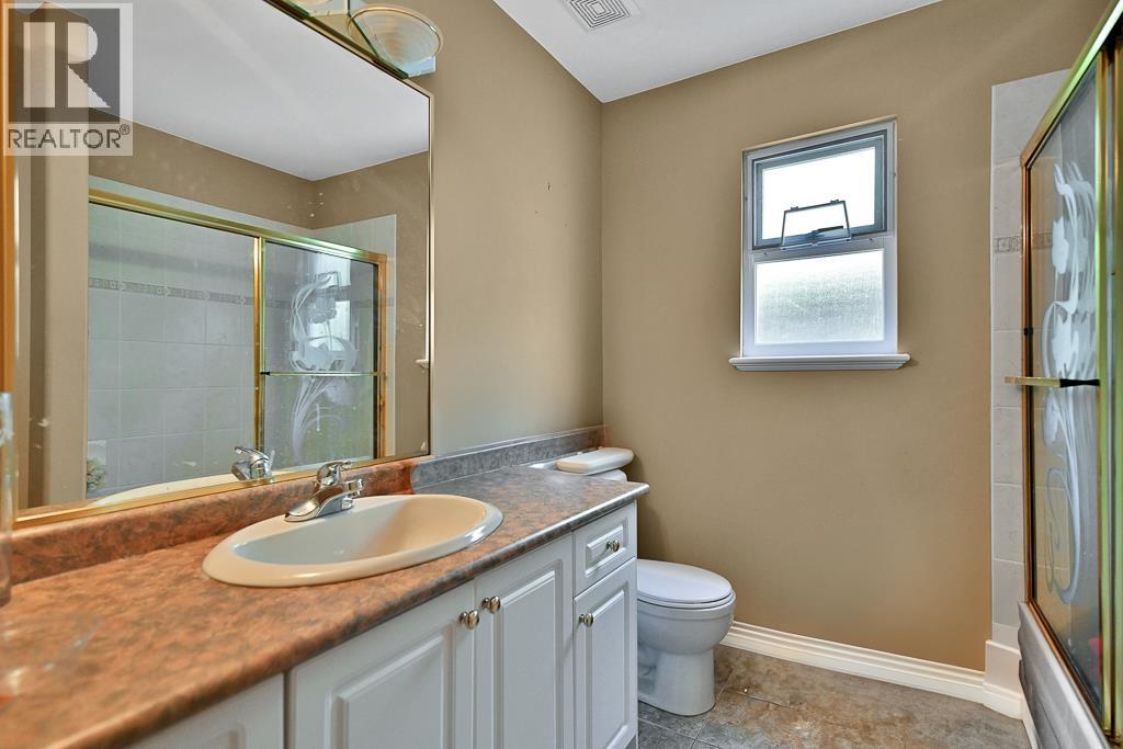 21008 Barker Avenue, Maple Ridge, British Columbia  V2X 8R6 - Photo 8 - R3058444
