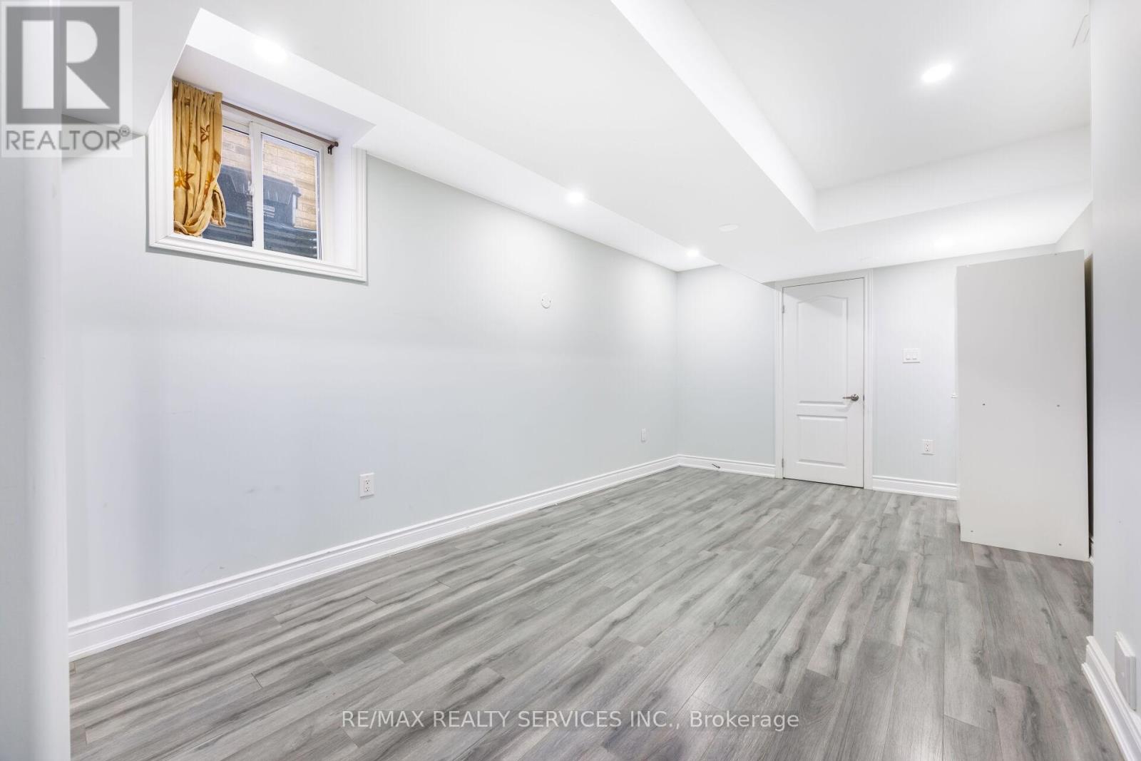 21 Magical Road, Brampton, Ontario  L7A 4P8 - Photo 40 - W12462619