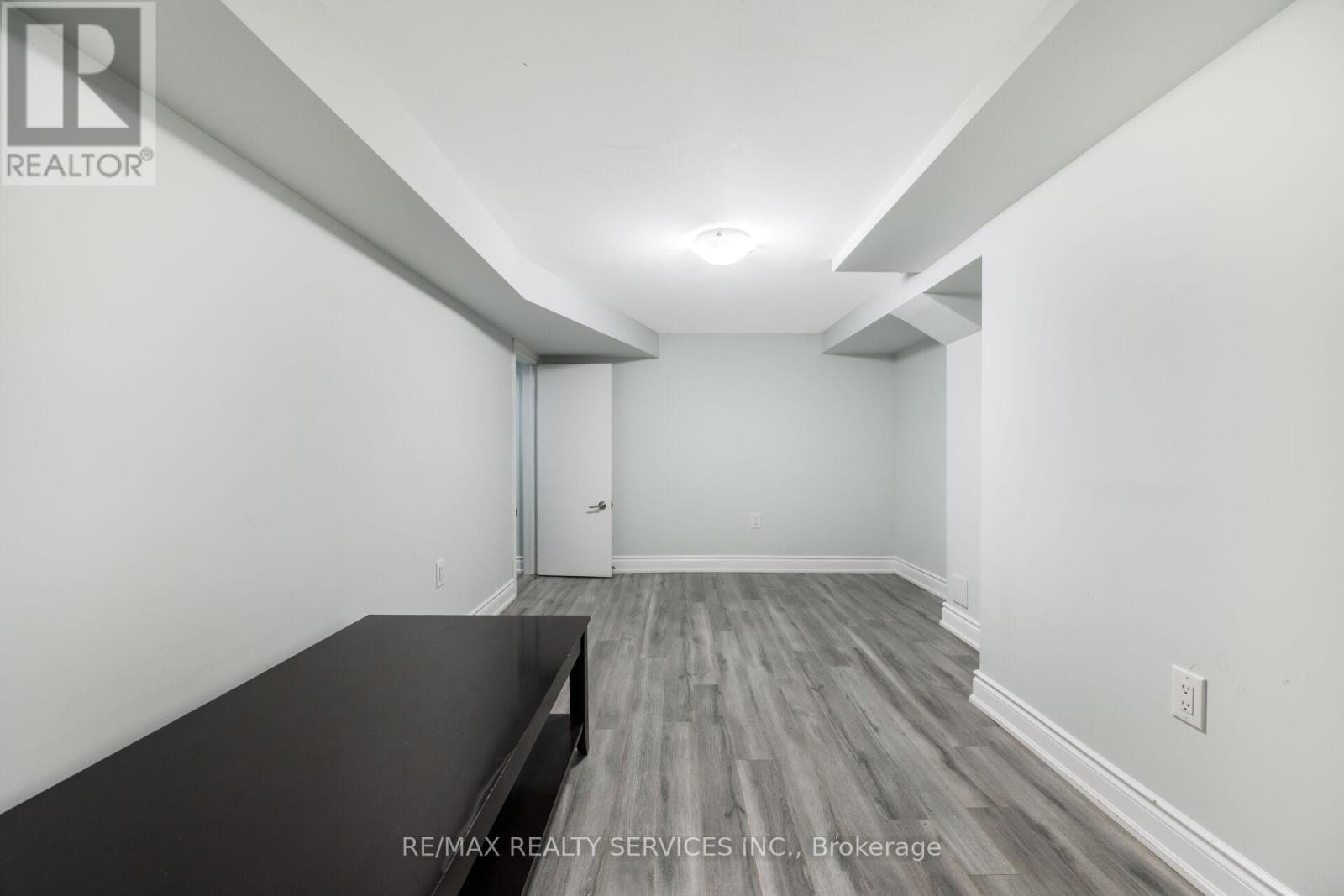 21 Magical Road, Brampton, Ontario  L7A 4P8 - Photo 45 - W12462619