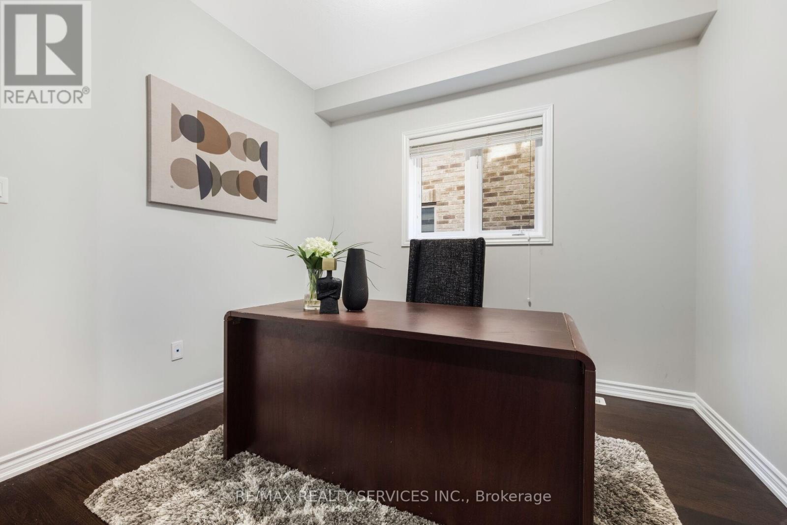 21 Magical Road, Brampton, Ontario  L7A 4P8 - Photo 8 - W12462619